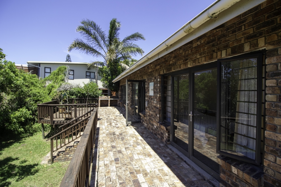2 Bedroom Property for Sale in Kleinemonde Eastern Cape